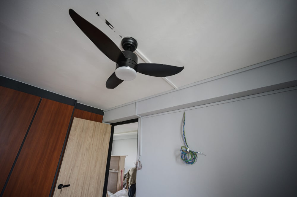 ceiling fan with wires